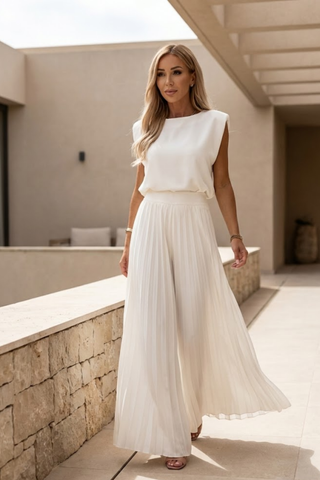 Bianca Moretti | Elegant Pleated Jumpsuit For Women