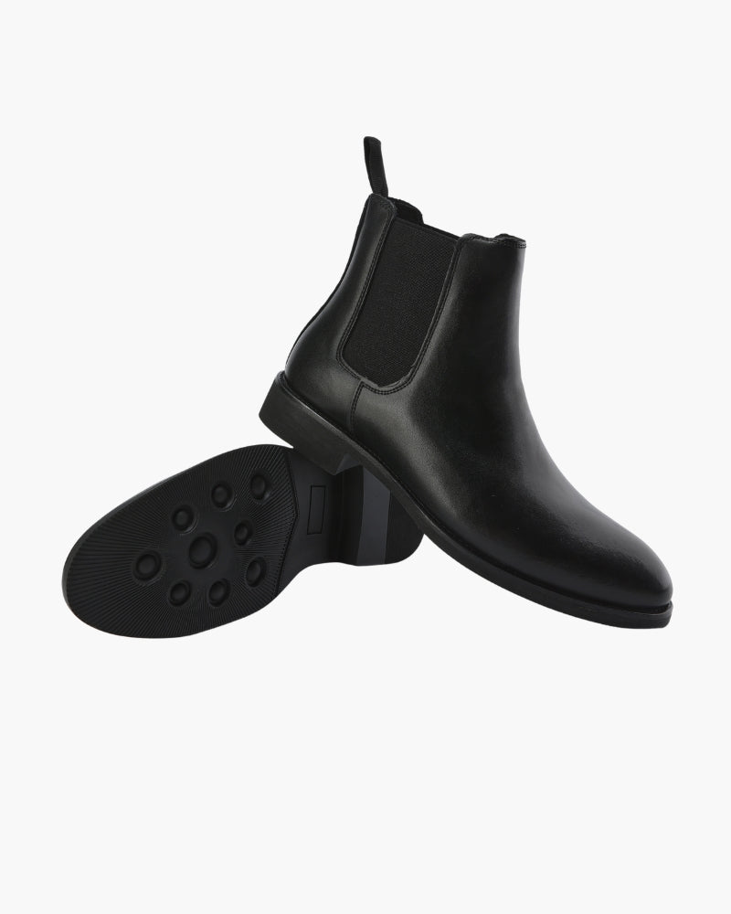 Matteo Ricci | Classic Chelsea Leather Boots with Timeless Edge For Men