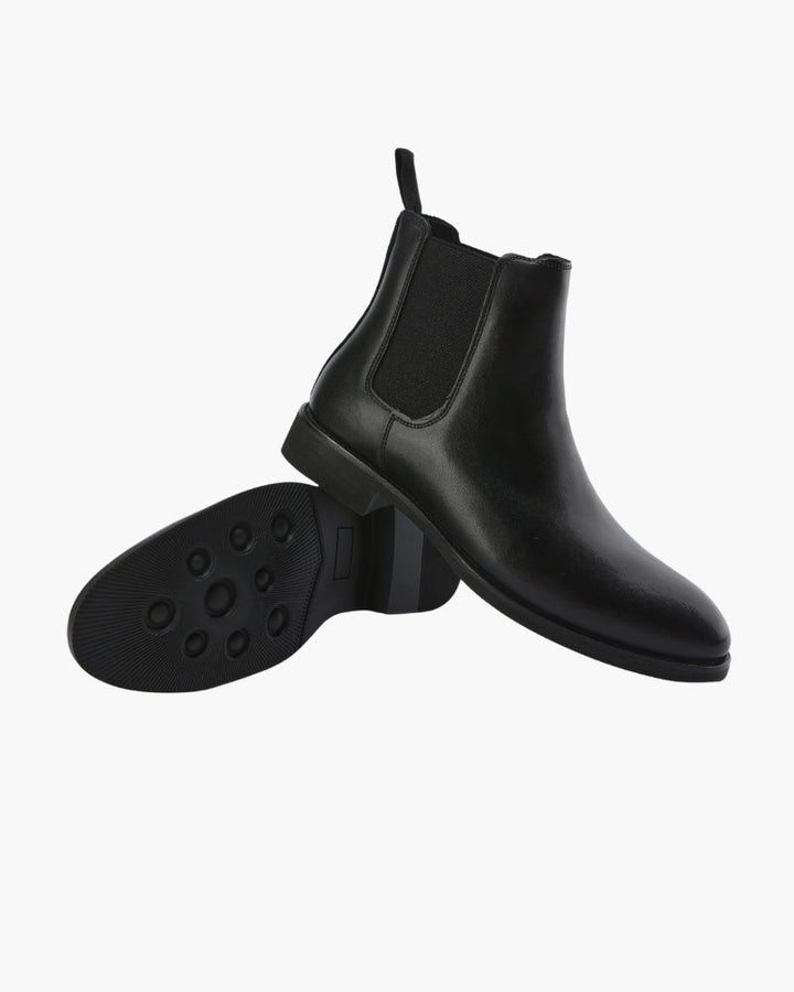 Matteo Ricci | Classic Chelsea Leather Boots with Timeless Edge For Men