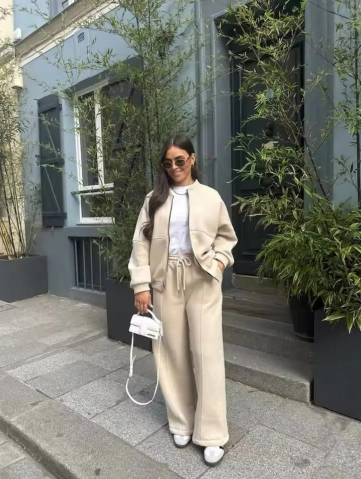 Élodie Moreau | Luxe Comfort Zip Lounge Set For Women