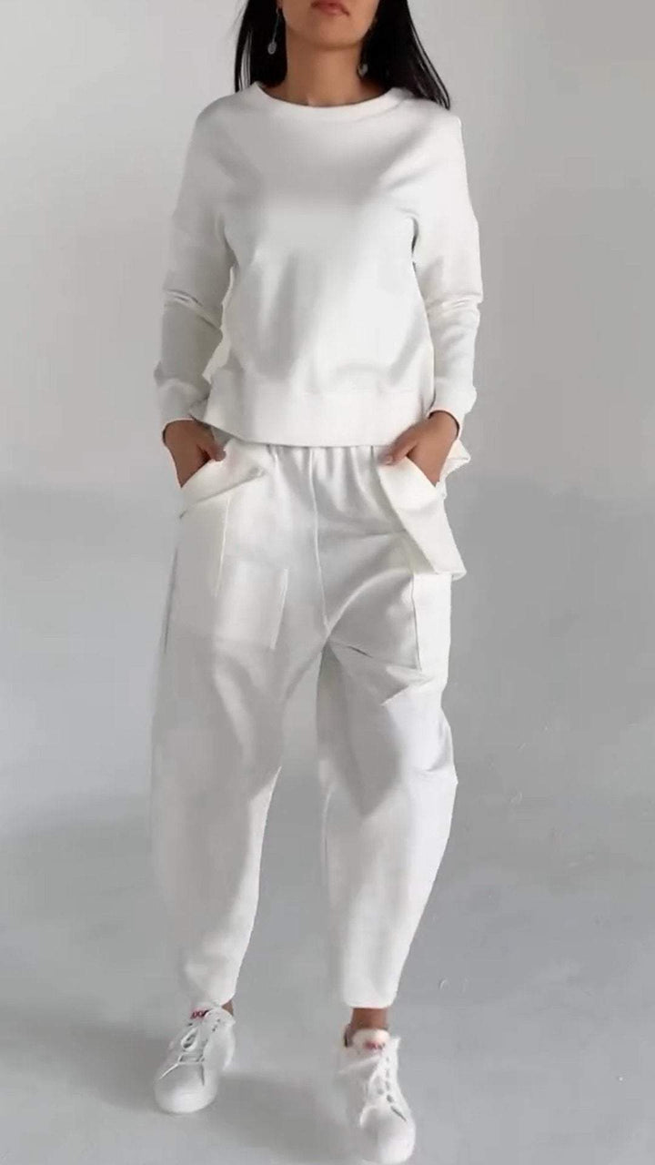 Jade Collins | Crop Sweatshirt & Cargo Jogger Set For Women