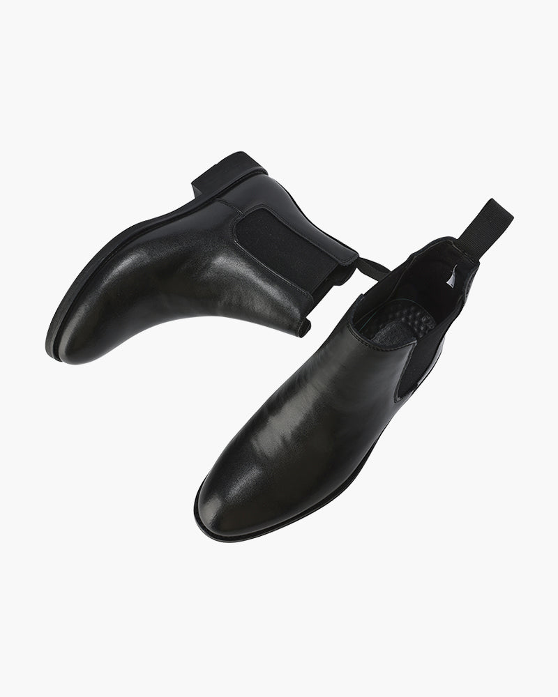 Matteo Ricci | Classic Chelsea Leather Boots with Timeless Edge For Men