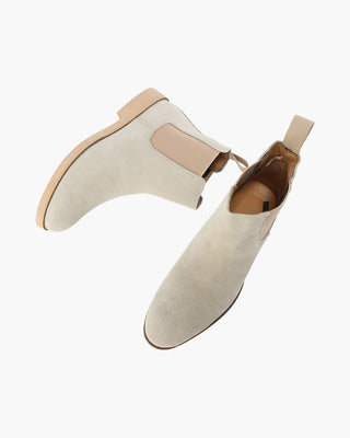 Matteo Ricci | Classic Chelsea Leather Boots with Timeless Edge For Men